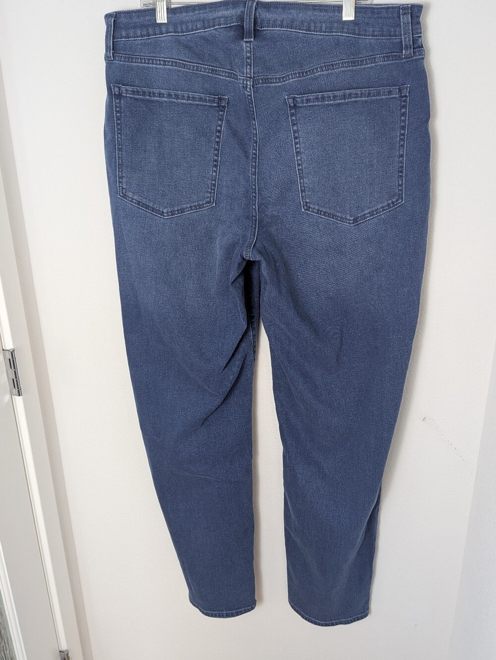 NEW Old Navy High-Rise Wow Loose Jeans Women’s Tall Size 18 Stretch Blue Denim - Picture 6 of 13
